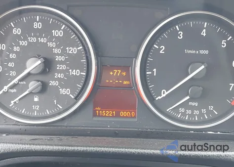 2011 BMW 328I z USA, uszkodzony, nr VIN WBAPH5G58BNM77980